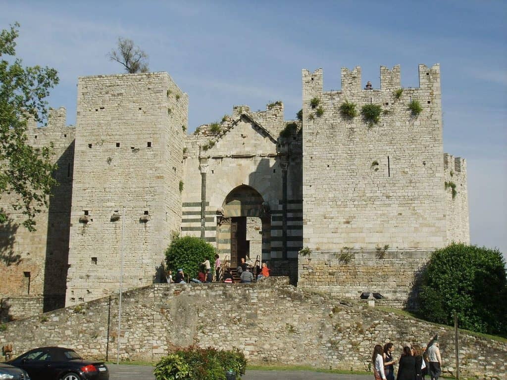 Castello-dellImperatore-scaled.jpg